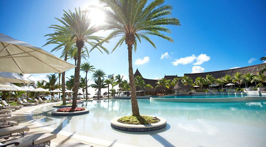 main pool sitting area