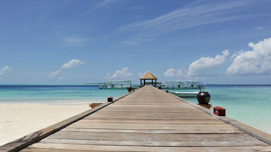 Komandoo Island Resort & Spa