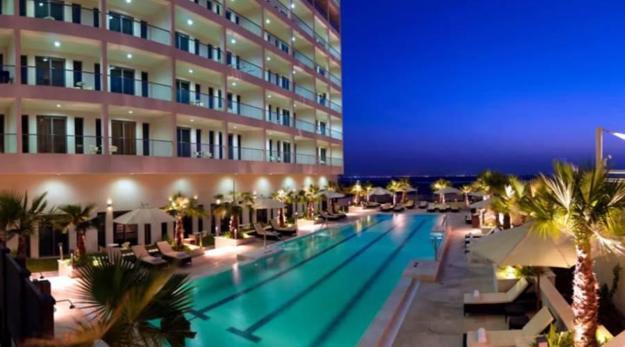 Staybridge Suites Yas Island Abu Dhabi