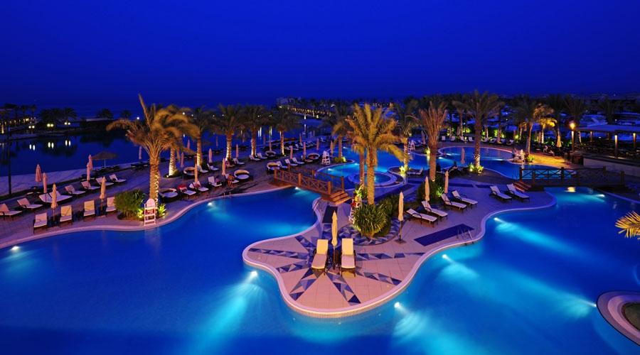 Al Bander Hotel & Resort