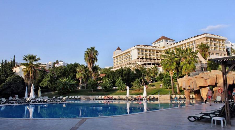 Horus Paradise Luxury Resort