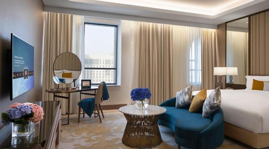 Al Jaddaf Rotana Suite Hotel
