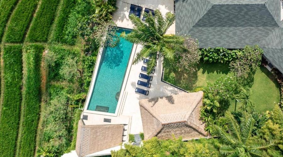 Villa Kubu Dewi Sri