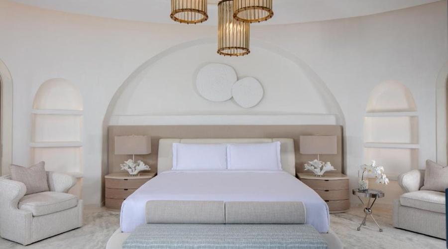 Anantara Santorini Abu Dhabi Retreat