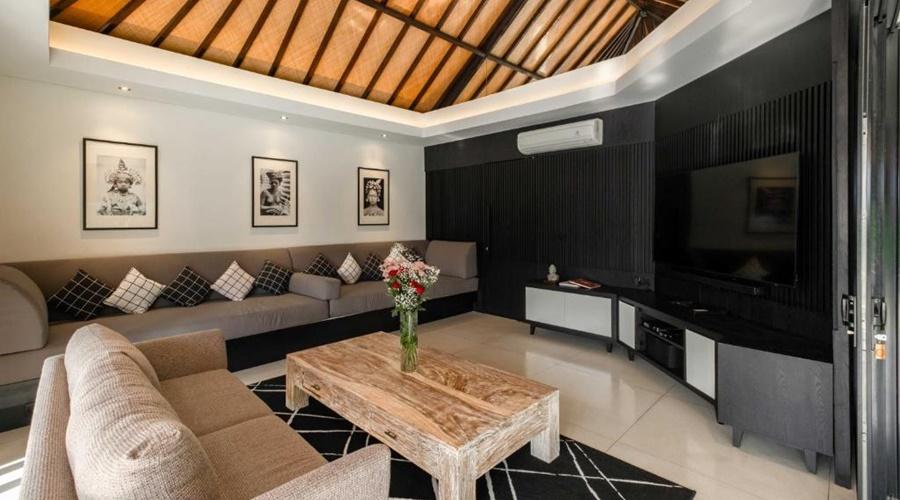 Villa Kubu Dewi Sri