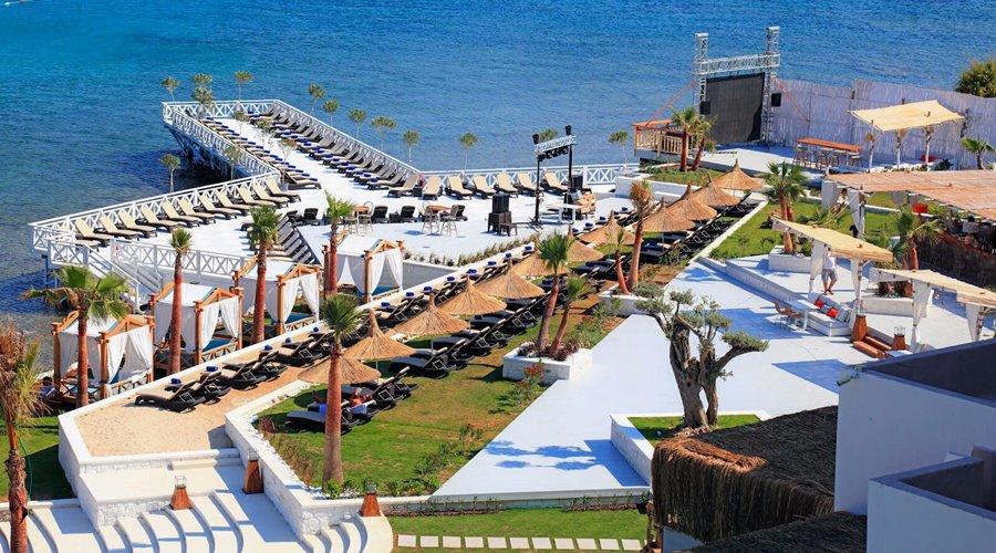 Design Plus Seya Beach Hotel