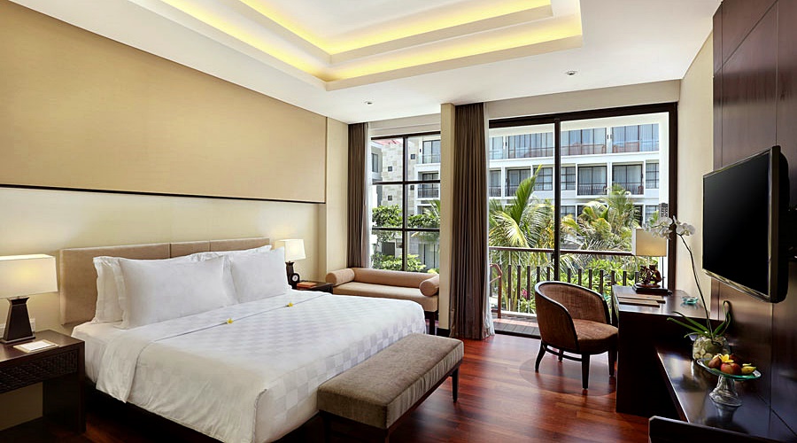 Premiere Room