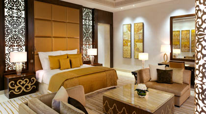 Grand Palm Manor Suite 
